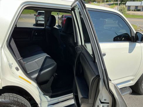 Used 2020 Toyota 4Runner Limited RWD image 11