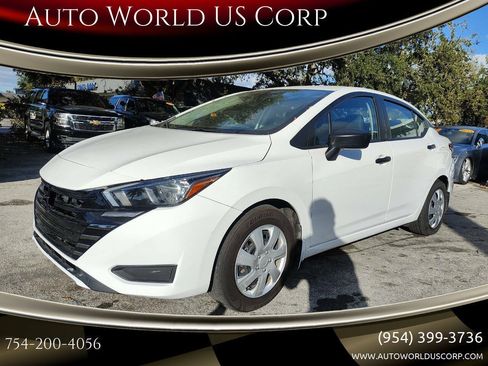 Used 2023 Nissan Versa S w/ Trunk Package FWD image 1
