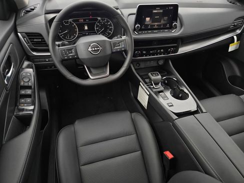 New 2026 Nissan Rogue SV image 17