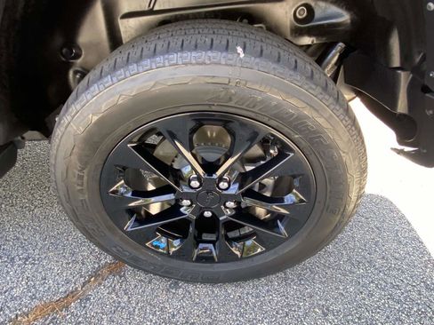 Certified 2023 Jeep Wrangler Sahara w/ Cold Weather Group image 23