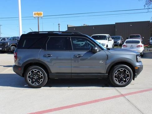 New 2025 Ford Bronco Sport Outer Banks w/ Outer Banks Tech Package+ AWD/4WD image 3