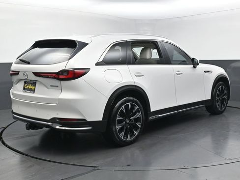 Used 2024 MAZDA CX-90 Plug-In Hybrid w/ Premium Plus image 5