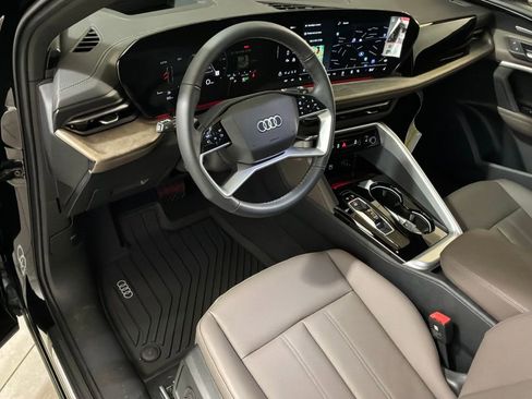 New 2025 Audi Q5 Premium Plus image 15