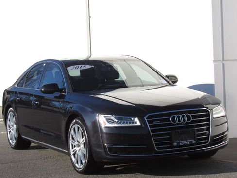 Used 2015 Audi A8 3.0T w/ Premium Package image 2