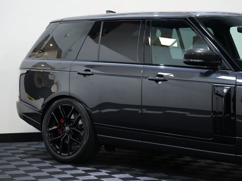 Used 2022 Land Rover Range Rover P525 Westminster Edition image 14