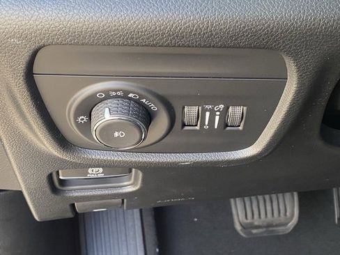 New 2025 Jeep Grand Cherokee Limited image 27