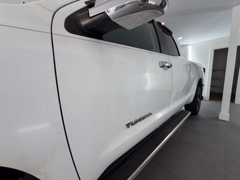 Used 2011 Toyota Tundra 4x4 Double Cab w/ Tow Pkg image 3