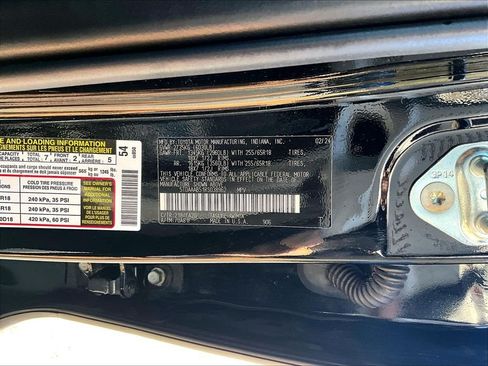 Used 2024 Toyota Grand Highlander AWD image 37
