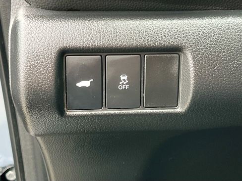 Used 2023 Honda Pilot Touring image 10