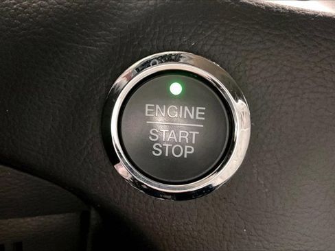 Used 2024 Ford Edge SEL image 36