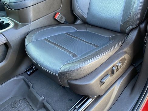 Used 2021 GMC Sierra 2500 Denali w/ Denali Ultimate Package image 22