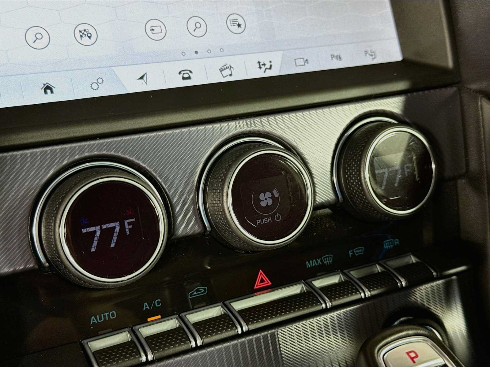 Used 2023 Jaguar F-TYPE R-Dynamic AWD/4WD image 16