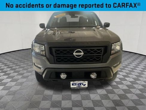 Used 2022 Nissan Frontier S w/ Technology Package AWD/4WD image 2
