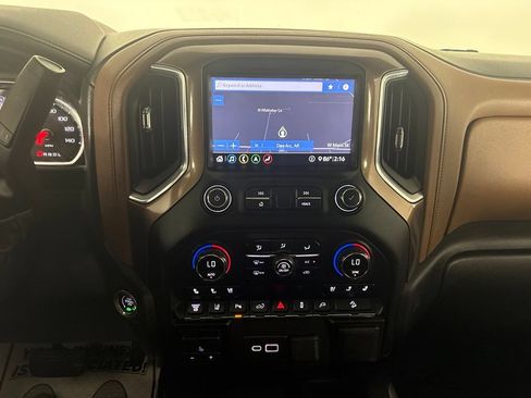 Used 2020 Chevrolet Silverado 2500 High Country w/ Z71 Off-Road Package AWD/4WD image 30