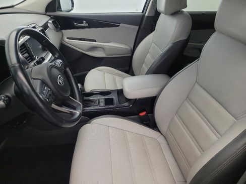 Used 2017 Kia Sorento SX image 17