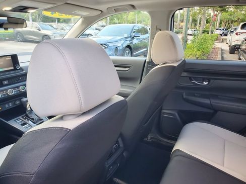 Used 2024 Honda CR-V EX image 10
