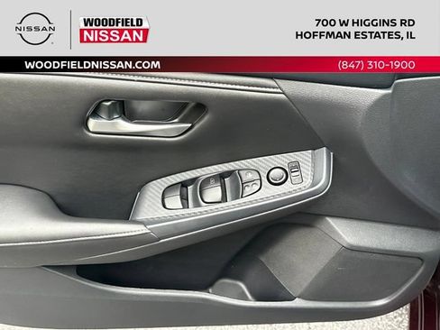 Certified 2025 Nissan Sentra SV FWD image 18