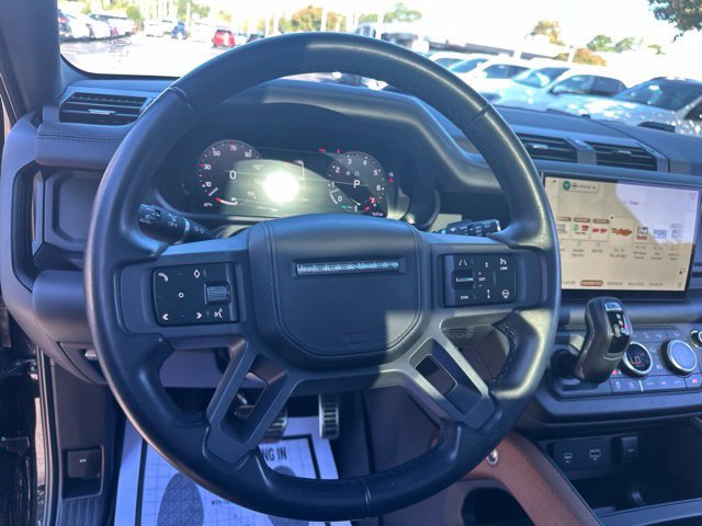 Used 2023 Land Rover Defender 130 X AWD/4WD image 15