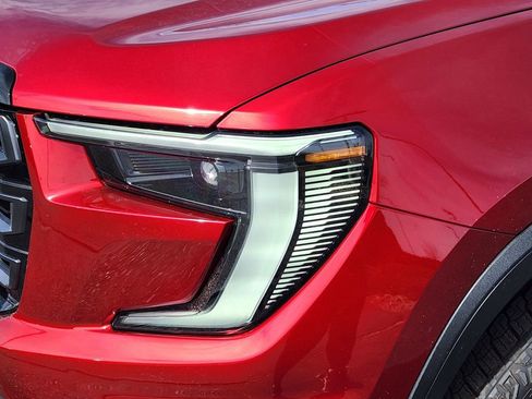 New 2026 GMC Acadia AT4 w/ Luxury Package image 5