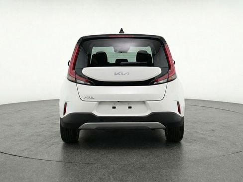 Used 2025 Kia Soul LX w/ LX Technology Package image 7