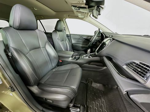 Used 2023 Subaru Outback Limited AWD/4WD image 33