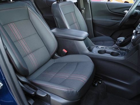 Certified 2022 Chevrolet Equinox RS FWD image 19