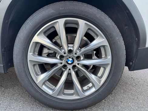 Used 2019 BMW X3 xDrive30i w/ Driving Assistance Package image 17