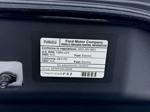 Used 2021 Ford Mustang Mach-E Select RWD image 20