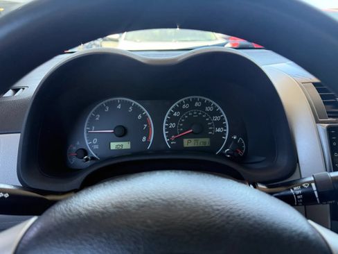 Used 2012 Toyota Corolla LE FWD image 9