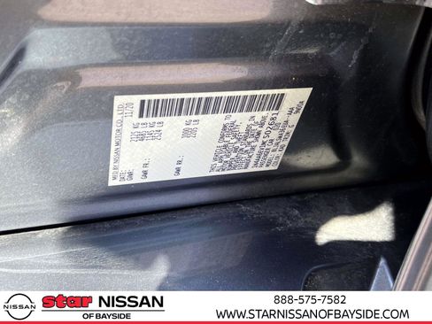 Used 2021 Nissan Maxima SR w/ Sport Mat Group image 16