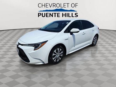 Used 2021 Toyota Corolla LE w/ Carpet Mat Package (TMS) FWD image 4