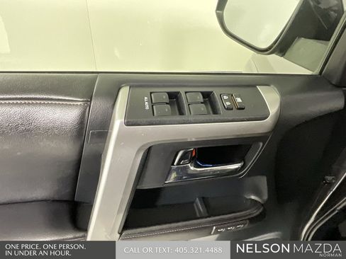 Used 2015 Toyota 4Runner Limited image 18