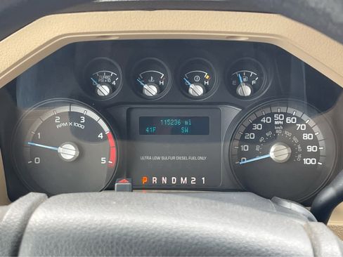 Used 2015 Ford F350 XLT w/ Camper Package image 14