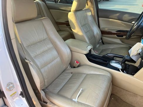 Used 2010 Honda Accord EX-L image 13