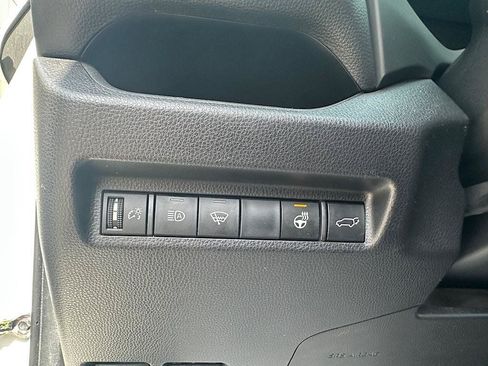 Certified 2019 Toyota RAV4 XLE Premium w/ Cold Weather Package AWD/4WD image 20