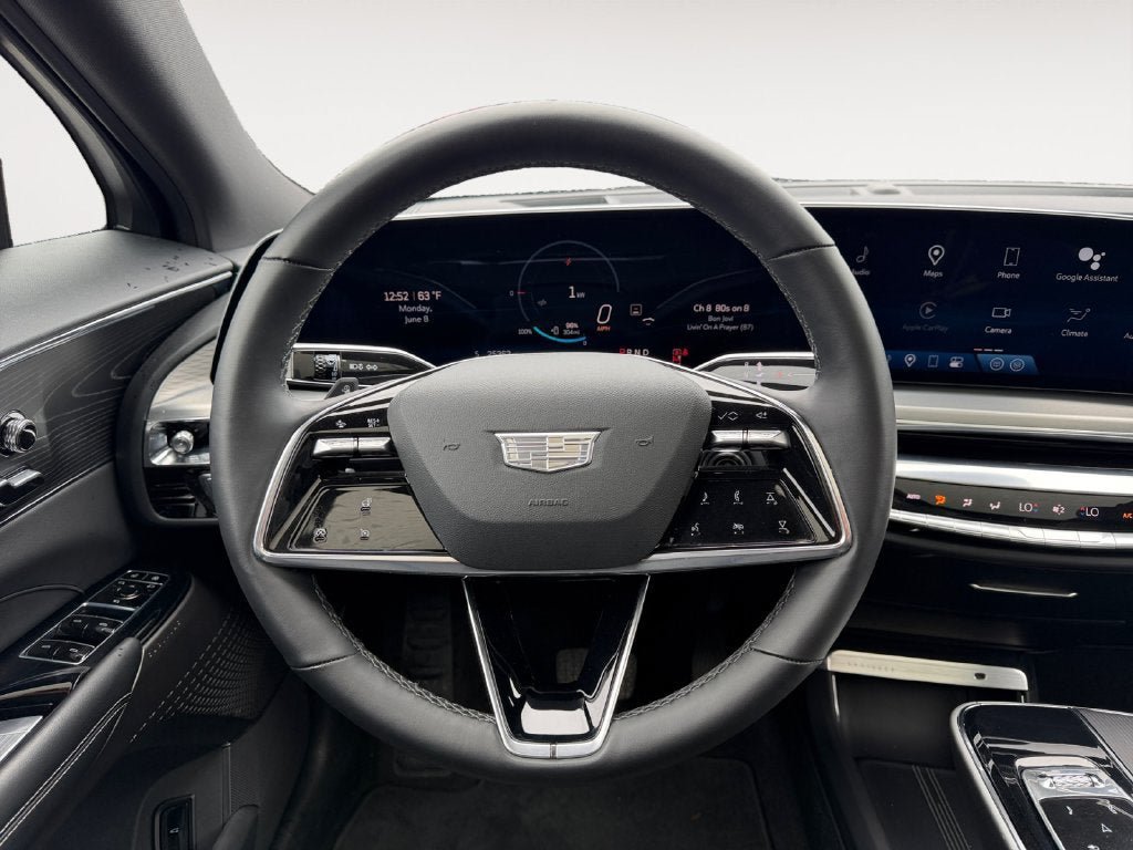 Used 2024 Cadillac Lyriq Sport AWD/4WD image 14