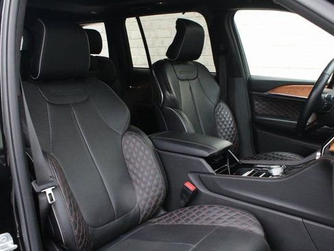 Used 2022 Jeep Grand Cherokee Summit image 40