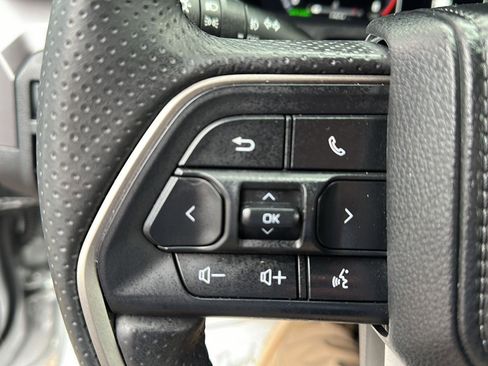 Used 2025 Toyota 4Runner TRD Off-Road Premium image 35