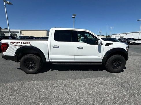 Used 2025 Ford F150 Raptor image 15