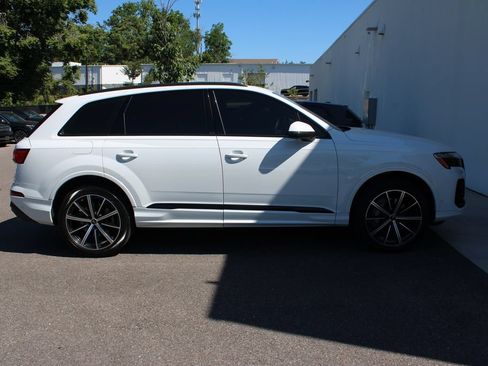 Certified 2025 Audi Q7 2.0T Premium Plus AWD/4WD image 32