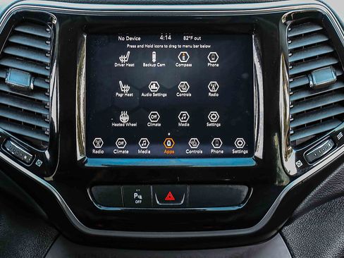 Used 2020 Jeep Cherokee Limited AWD/4WD image 11