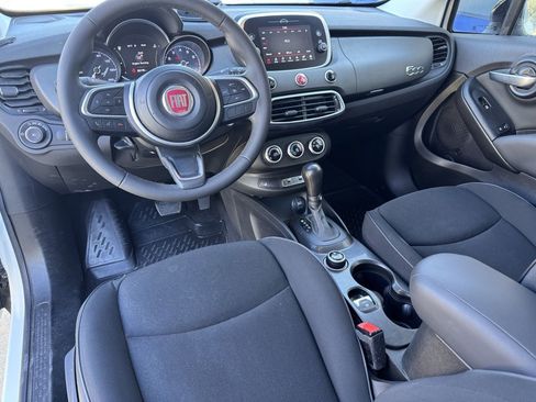 Used 2023 FIAT 500X Pop image 2