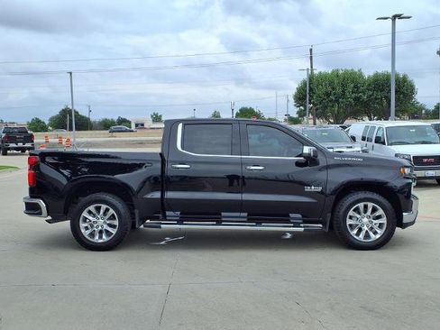 Used 2019 Chevrolet Silverado 1500 LTZ w/ LTZ Texas Edition RWD image 2