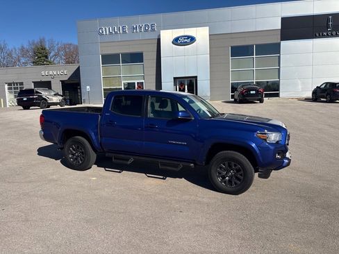 Used 2023 Toyota Tacoma SR5 image 1