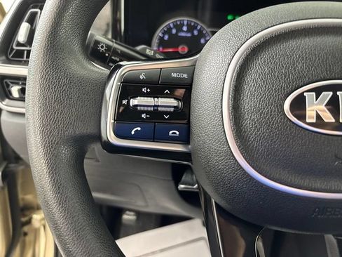 Used 2021 Kia Sorento LX FWD image 7