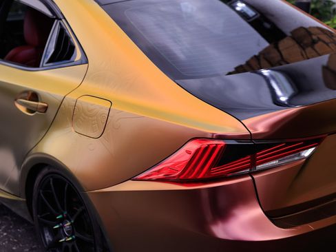 Used 2017 Lexus IS 200t F Sport image 40