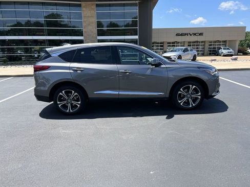 Used 2024 Acura RDX SH-AWD w/ Advance Package image 2