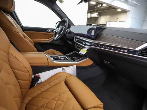 New 2026 BMW X5 xDrive40i w/ M Sport Package image 31