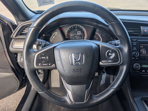 Used 2018 Honda Civic Sport image 15