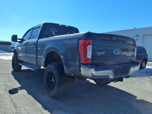 Used 2017 Ford F250 XLT image 4